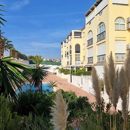 Ferienwohnung Casa De Kosma Torrevieja Exterior foto